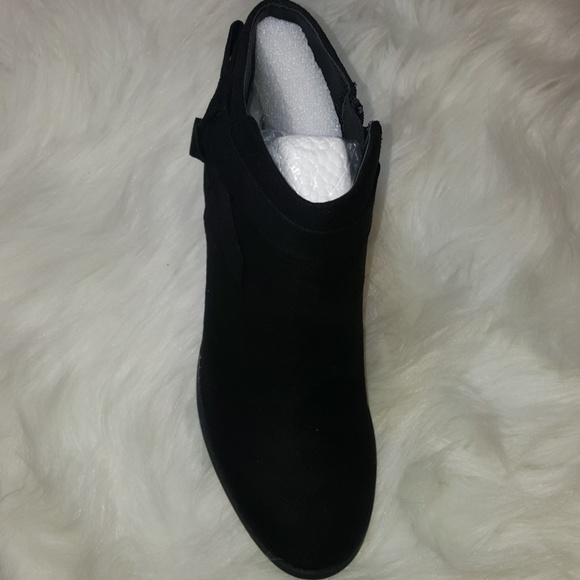 Last 1!!! Kathy Side Bow Ankle Bootie!. 7.5 - Picture 4 of 6